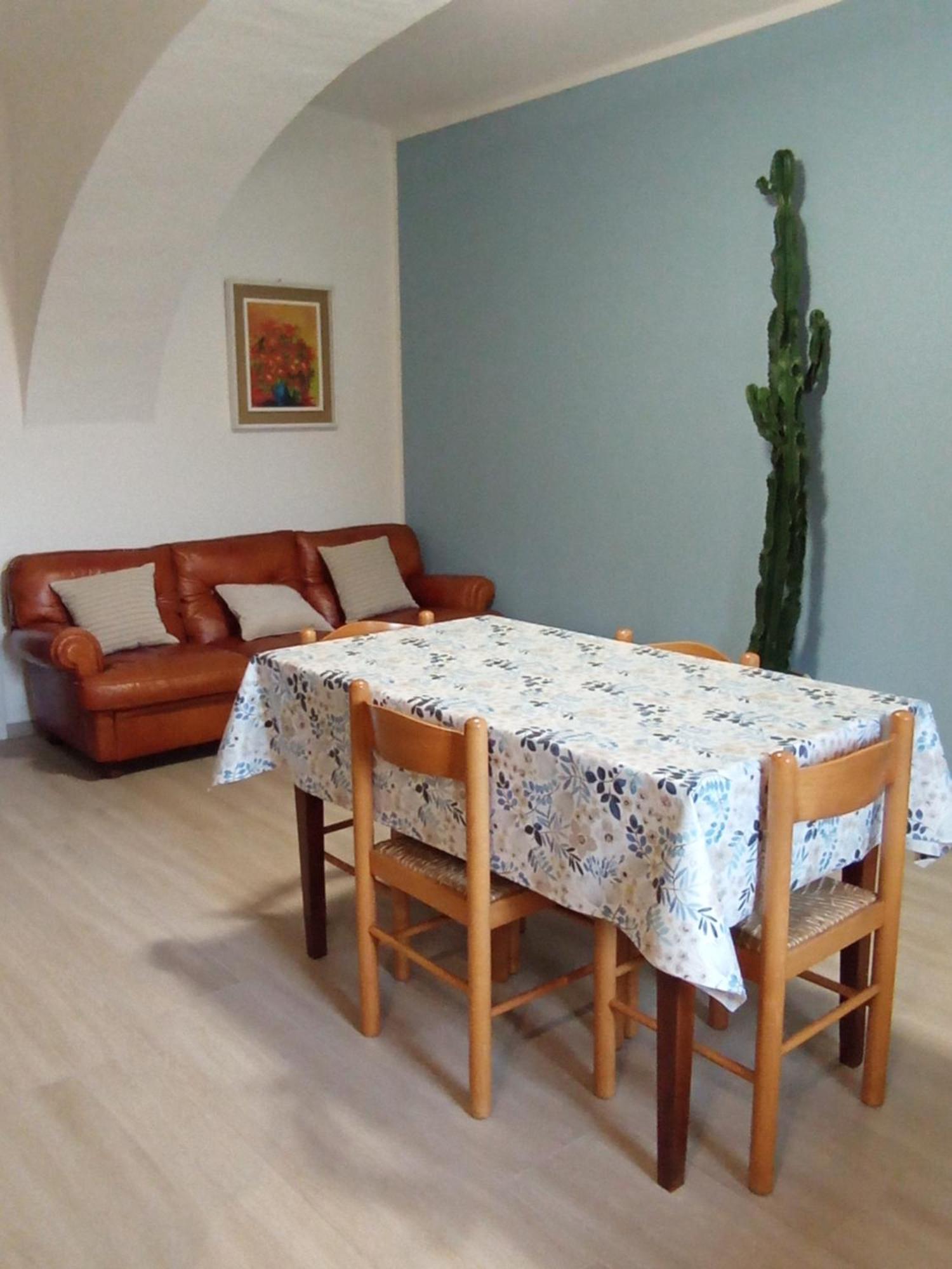La Casa Di Abe - Cuneo Esterno foto